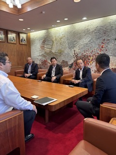 写真：面談（東濃信用金庫）