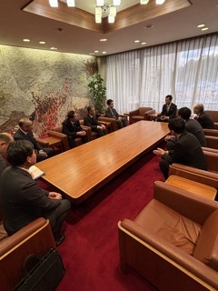 写真：面談（東濃鉄道株式会社）