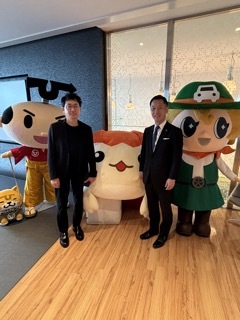 写真：面談（株式会社エイチームホールディングス）