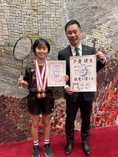 写真：表敬訪問（第41回若葉カップ全国小学生バドミントン大会等）