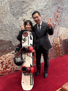 写真：表敬訪問（第44回JSBA全日本スノーボード選手権大会）