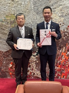 写真:感謝状贈呈式(企業版ふるさと納税:王春工業)