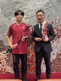 写真：表敬訪問（第11回全国ミズノカップジュニア選抜ソフトテニス選手権大会）