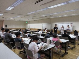 7月26日スタッフ会議写真1