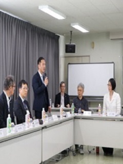 写真：谷岡知子公開特別講義