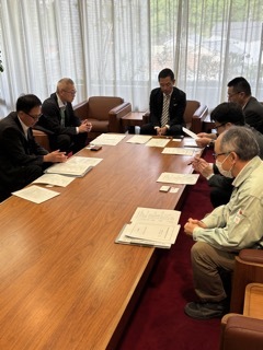 写真：監査（多治見白川線改良整備促進期成同盟会）