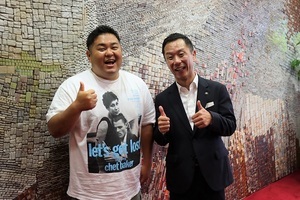 写真：KENTAさんと市長