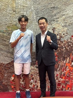 写真：表敬訪問（ユニクロ全日本ジュニアテニス選手権2026）