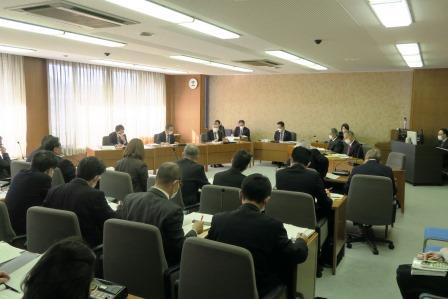 経済建設常任委員会