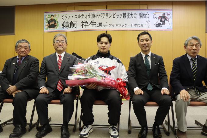 令和8年2月5日ミラノ・コルティナ2026パラリンピック出場激励会集合写真