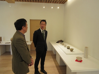 231030_「柴田育彦陶展」視察